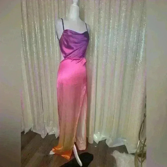 NWT Ombré Maxi Dress - Picture 3 of 5